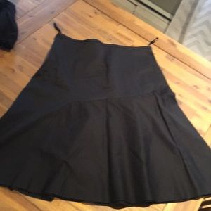 Gap flowing skirt